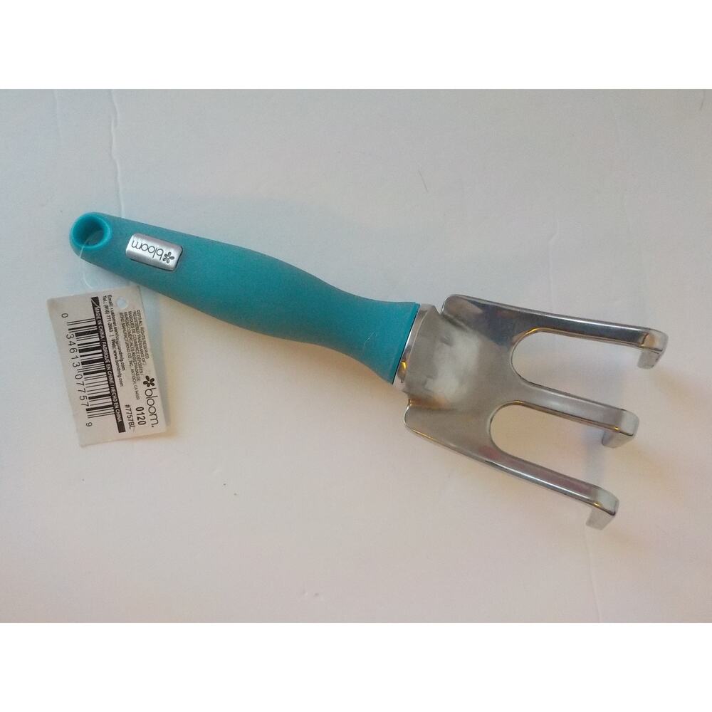 Bloom Garden Tool Aluminum Cultivator Blue Cushion Grip 7757BL 10.5x3.5"